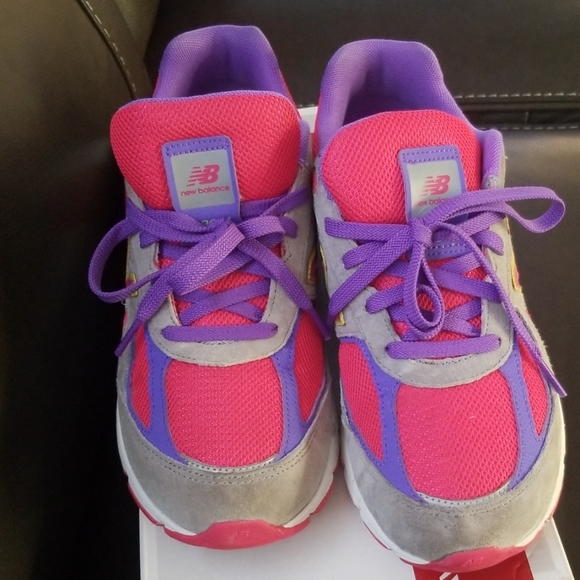 New Balance - Picture 5 of 5